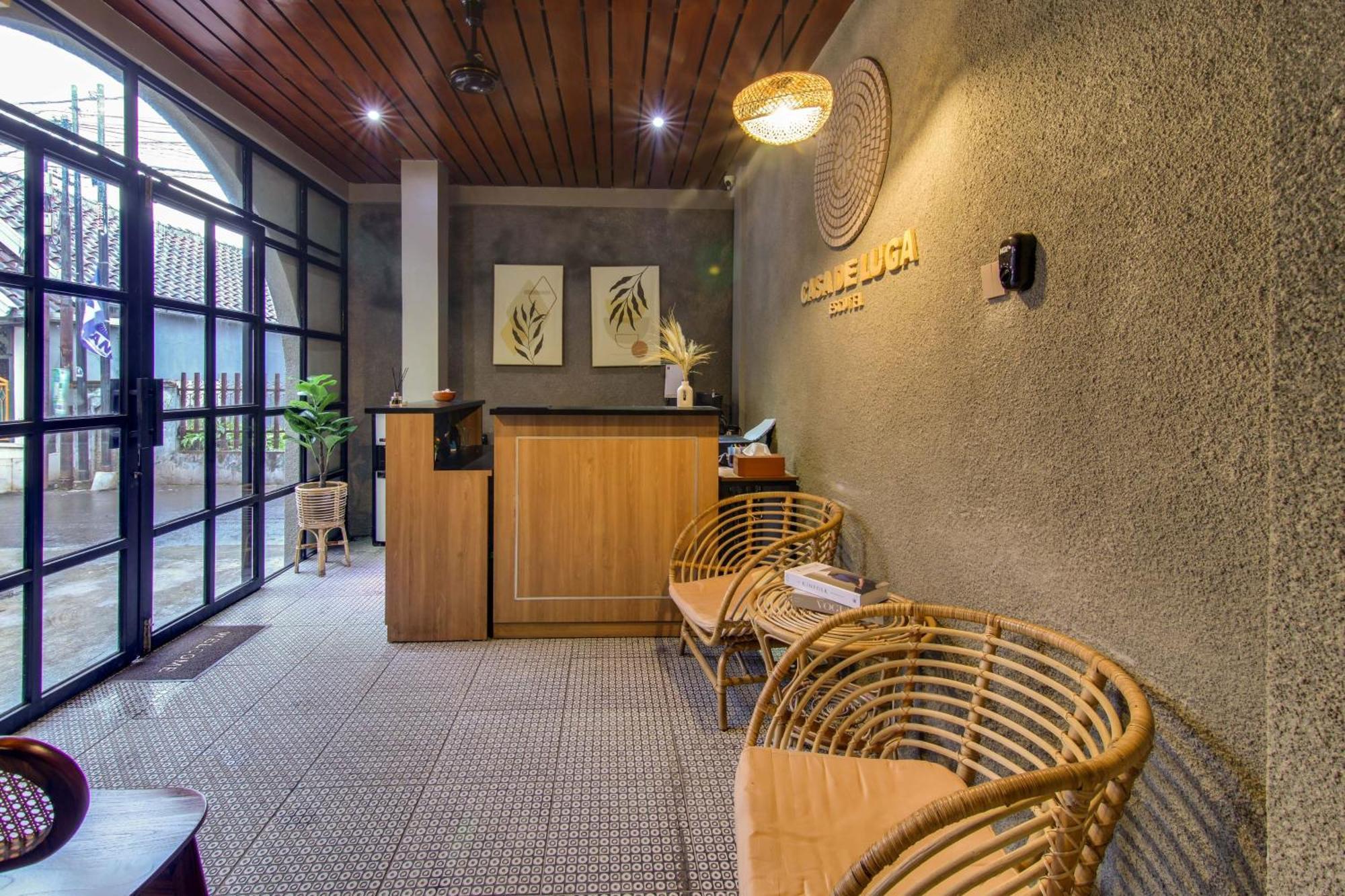 ג'קרטה Escotel Casa De Luga מראה חיצוני תמונה